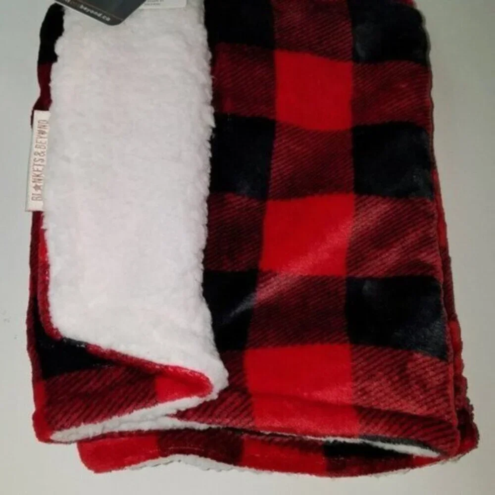 NWT Blankets & Beyond Baby Blanket Red Black Buffalo Plaid Lovey White Sherpa